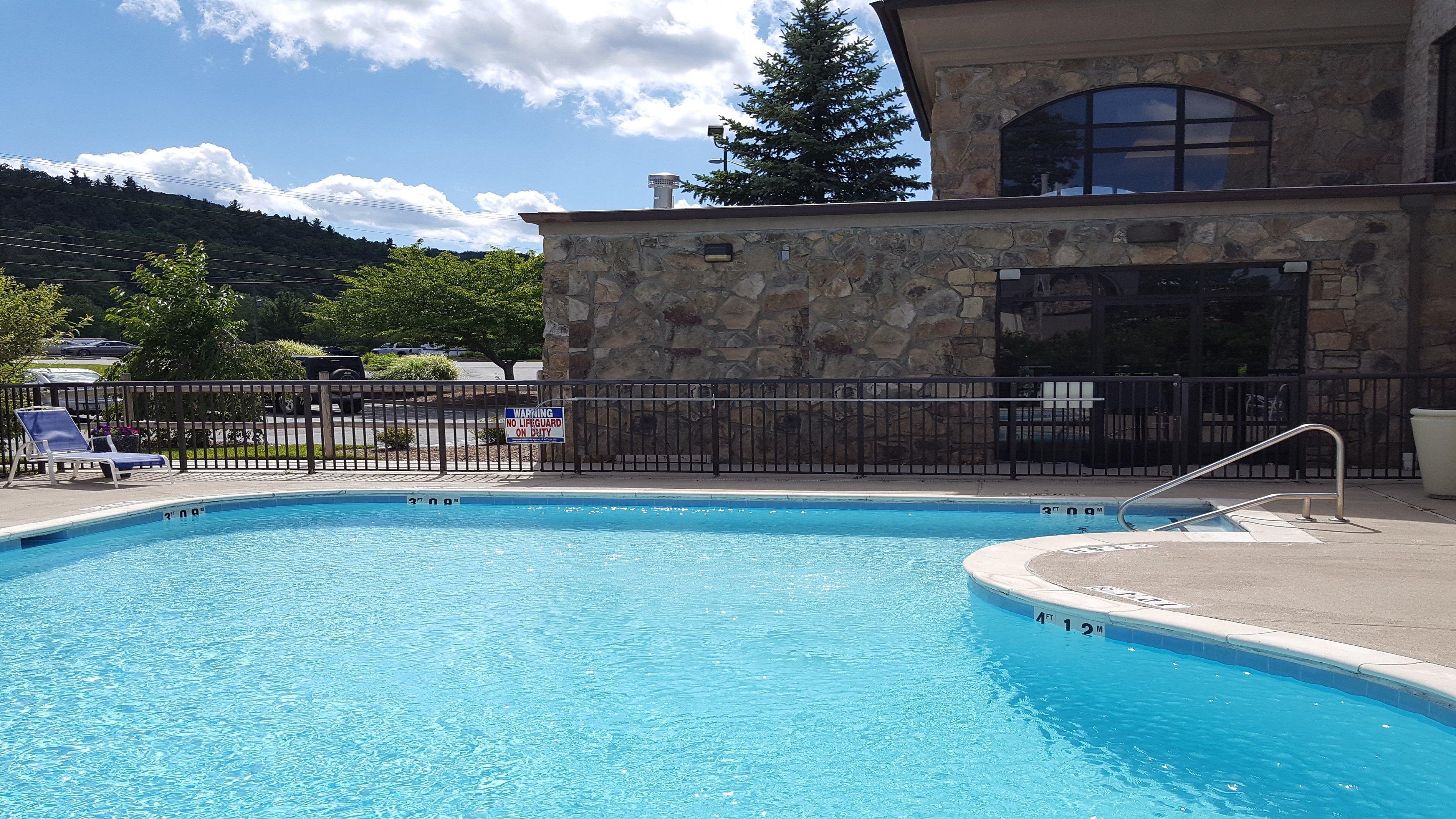 Holiday Inn Express Boone By Ihg Exterior foto
